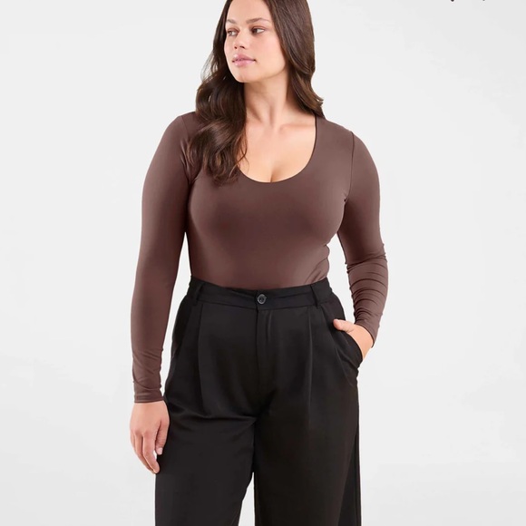 nuuds Tops - Nuuds Long Sleeve scoop neck Body suit coffee brown XXL NWOT